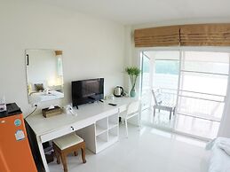Chiangrai Lake Hill Resort
