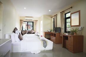 Chiangrai Lake Hill Resort