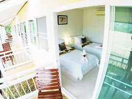 Chiangrai Lake Hill Resort
