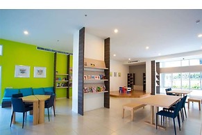 Lumpini Ville Pattaya Pool Gym