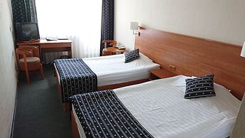 DIS President hotel