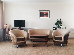 DIS President hotel
