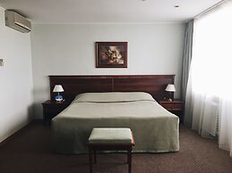 DIS President hotel
