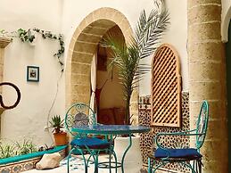 Riad Lalla Zina