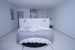 Love Loft
