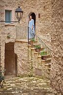 Castello di Postignano Relais