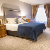 Longcourt House Hotel