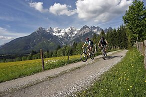 Hotel Tiroler ADLER Bed & Breakfast