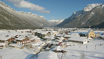 Hotel Tiroler ADLER Bed & Breakfast