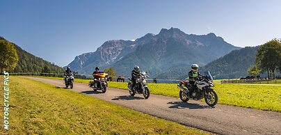 Hotel Tiroler ADLER Bed & Breakfast