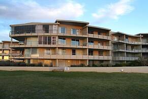 Lagoon Beach 202