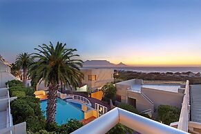 Dolphin Beach H108