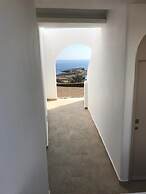 Theasis Luxury Suites