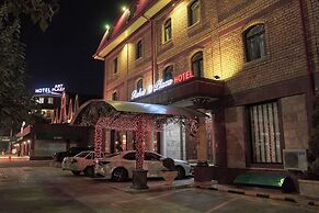 Rakat Plaza