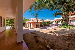Hotel Dev Vilas