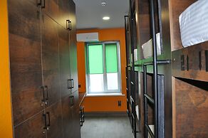 Full House Capsule Hostel