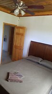 Hill Top Suites
