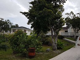 Hill Top Suites