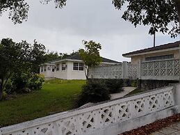 Hill Top Suites