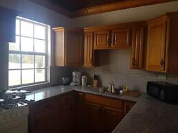 Hill Top Suites