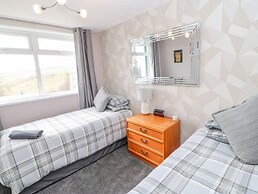1 Braeside