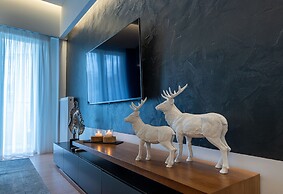 Acropolis View Deluxe Penthouse & Luxury Apartments