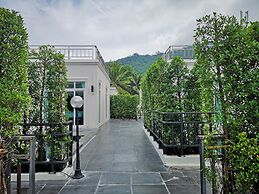 T Villas Huahin