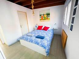 Puerto Nest Hostel