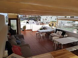 Puerto Nest Hostel