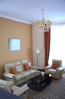 Multi Rest House