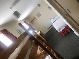 The Punchbowl Inn