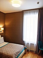 U Hotel