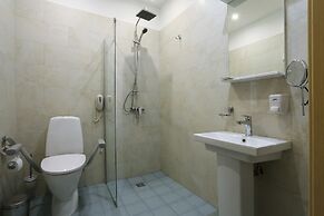 U Hotel