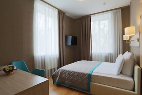 U Hotel