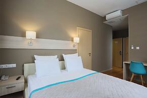 U Hotel