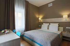 U Hotel