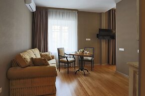 U Hotel