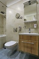 U Hotel