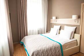 U Hotel