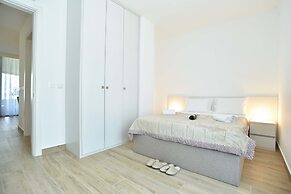 ROYAL GARDENS Apartments