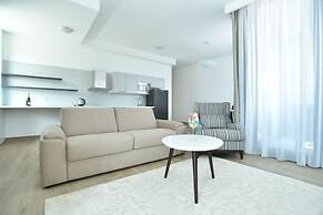 ROYAL GARDENS Apartments
