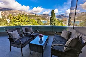 ROYAL GARDENS Apartments