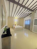 Chrish Residence