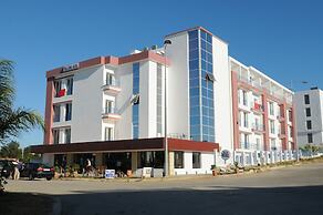 Free Zone Hotel