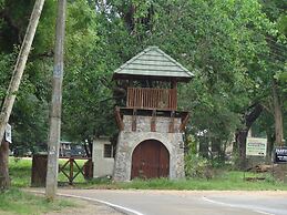 Wilpattu Tree House Hotel
