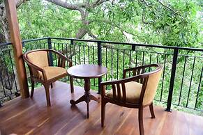 Wilpattu Tree House Hotel