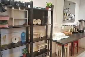 Houselet Hostel