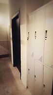 Houselet Hostel