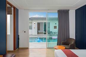 Phuket La Siesta, Naiharn Beach