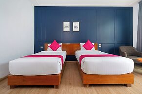 Phuket La Siesta, Naiharn Beach
